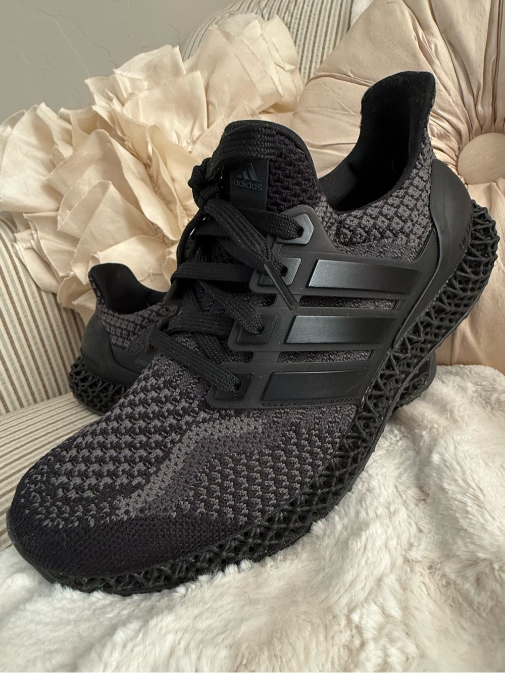 Adidas Ultra 4D 5.0 Black Carbon Unisex Male size 7/Women’s size 8
